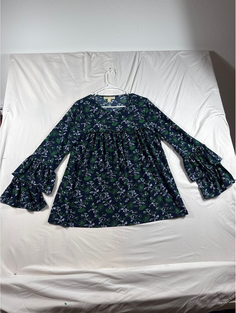 Michael Michael Kors Large Navy Blue Floral Bell Sleeve Top